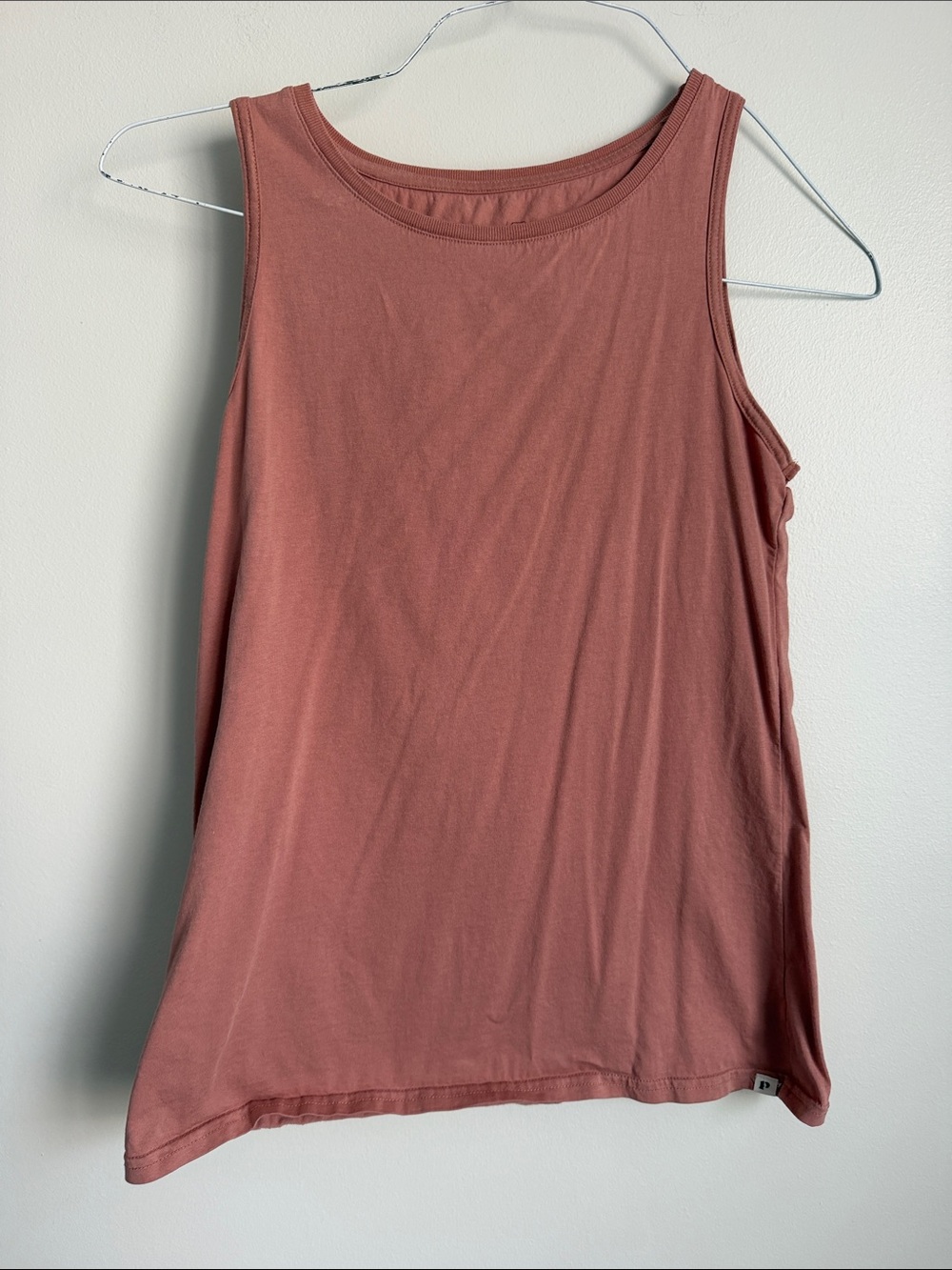 Pact 100 Cotton Women’s Tank Top - Rose Color size small